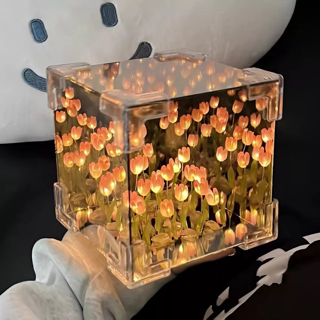 SET DE 3 LÁMPARAS DECORATIVAS DE TULIPANES INFINITOS EN FORMA DE CUBO CON ESPEJO DIY