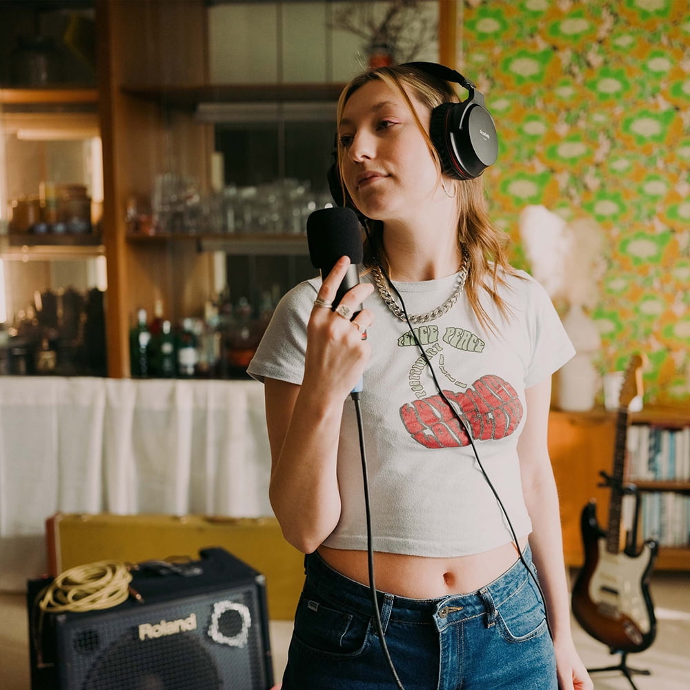 Focusrite AMS-SCARLETT-2I2-STU Scarlett 2i2 Studio 4th Gen Audio Interface Bundle with Mic, Headphones + XLR Male to XLR Female Cable + Universal Pop Filter Wind Screen + Microphone Stand with Boom
