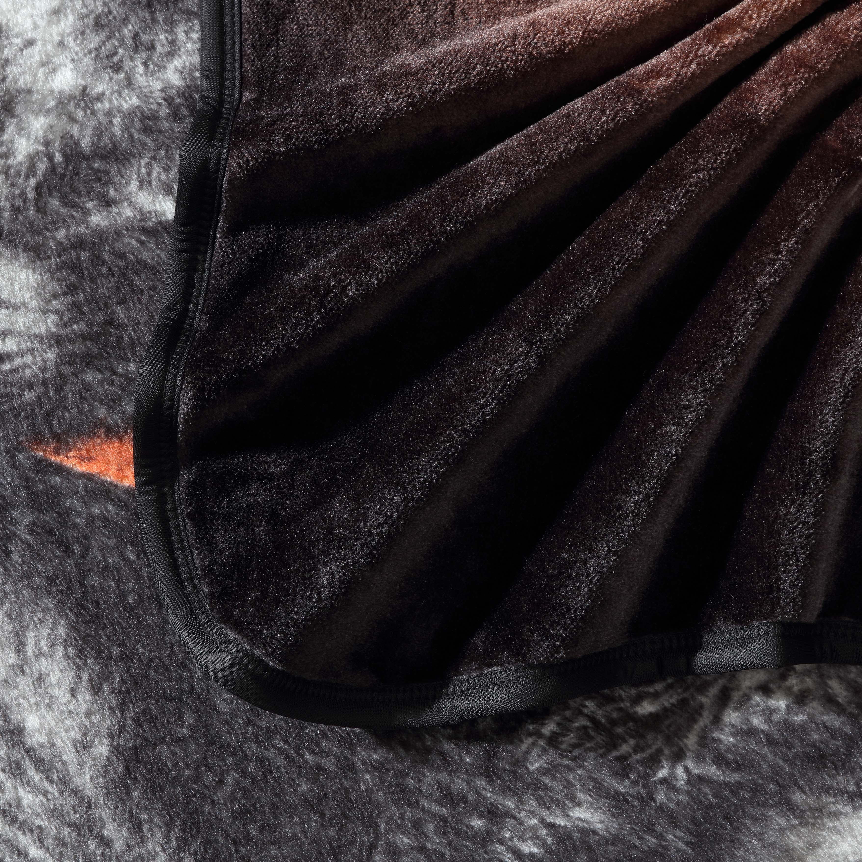 Wilderness Lab with Mocha Throw