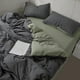 thumbnail image 1 of Set de ropa de cama de poliéster lavado y cómodo de 4 piezas | Funda de colcha suave y transpirable, sábana, fundas de almohada | Multicolor moderno, resistente al desvanecimiento, doble cara |, 1 of 6