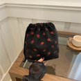 thumbnail image 3 of Bolso mini tipo cubo con estampado de fresas, popular en la moda de este año, nuevo bolso bandolera versátil de verano 2025, 3 of 5