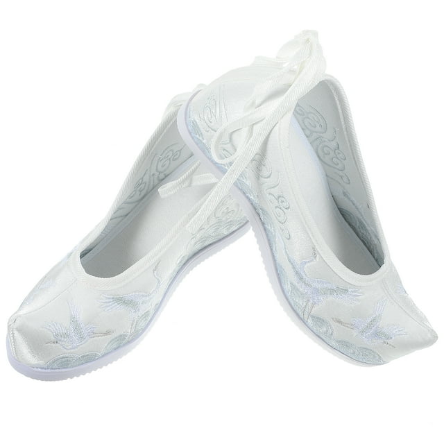 MasteelfCA 1 Pair Ethnic Style Cloth Shoes Minority Embroidered Cloth Shoes (White)