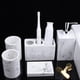 thumbnail image 1 of Juego de accesorios de baño Macarena de 5 piezas con dispensador de loción, 1 of 7