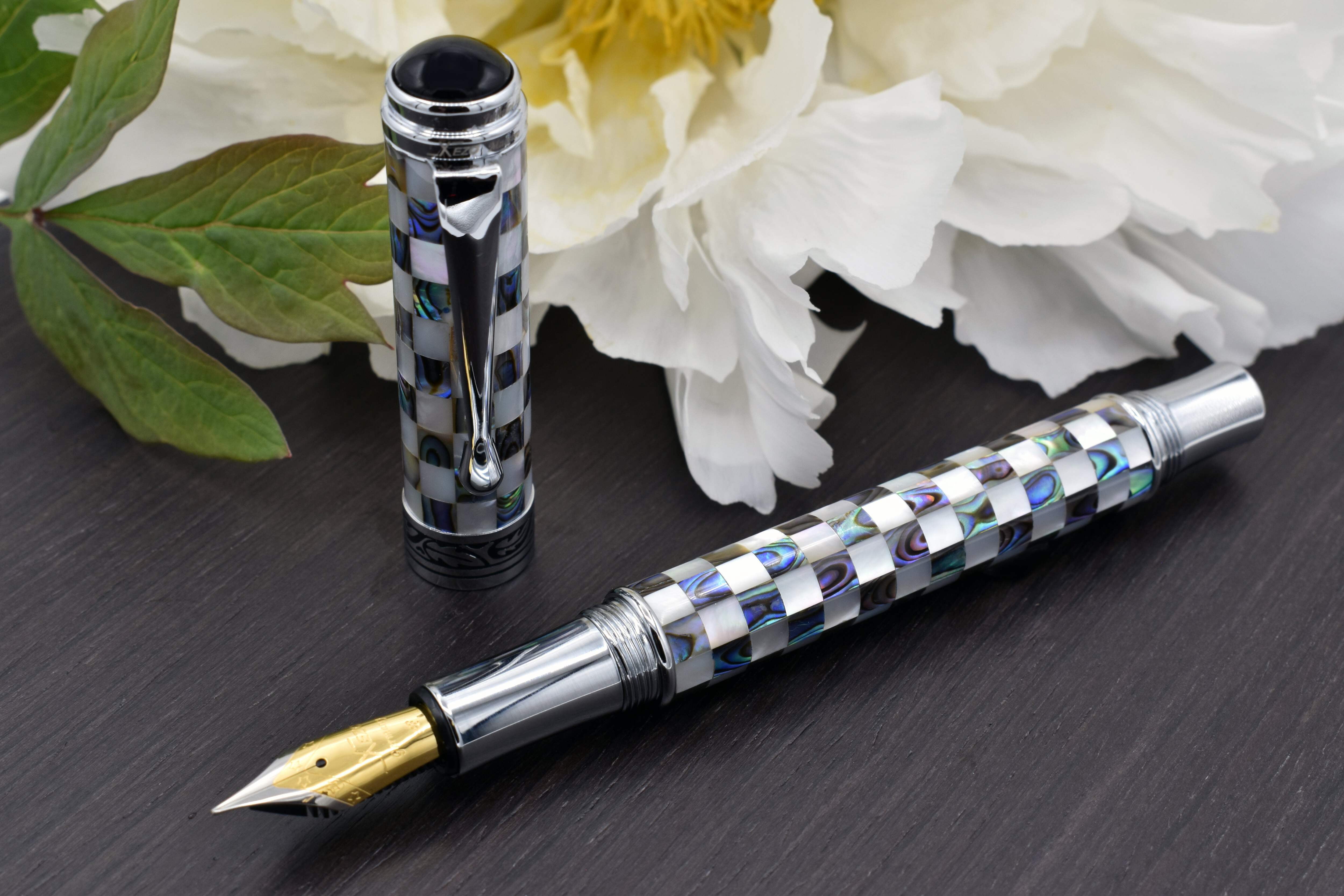 Xezo Xezo Maestro® Jubilee Classic of The Ocean Fountain Pen (Fine/Extra Fine Nib) - Paua Abalone  Oceanic White Mother of Pearl