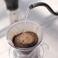 thumbnail image 2 of Hario V60 - Goteador de café de plástico, 02, transparente, 2 of 7