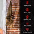 thumbnail image 5 of Murciélago colgante de Halloween para exteriores, tamaño real, de 71 cm, con apertura del mes, accesorio animado con ojos iluminados activados por sonido y movimiento, sonidos espeluznantes y risas., 5 of 5