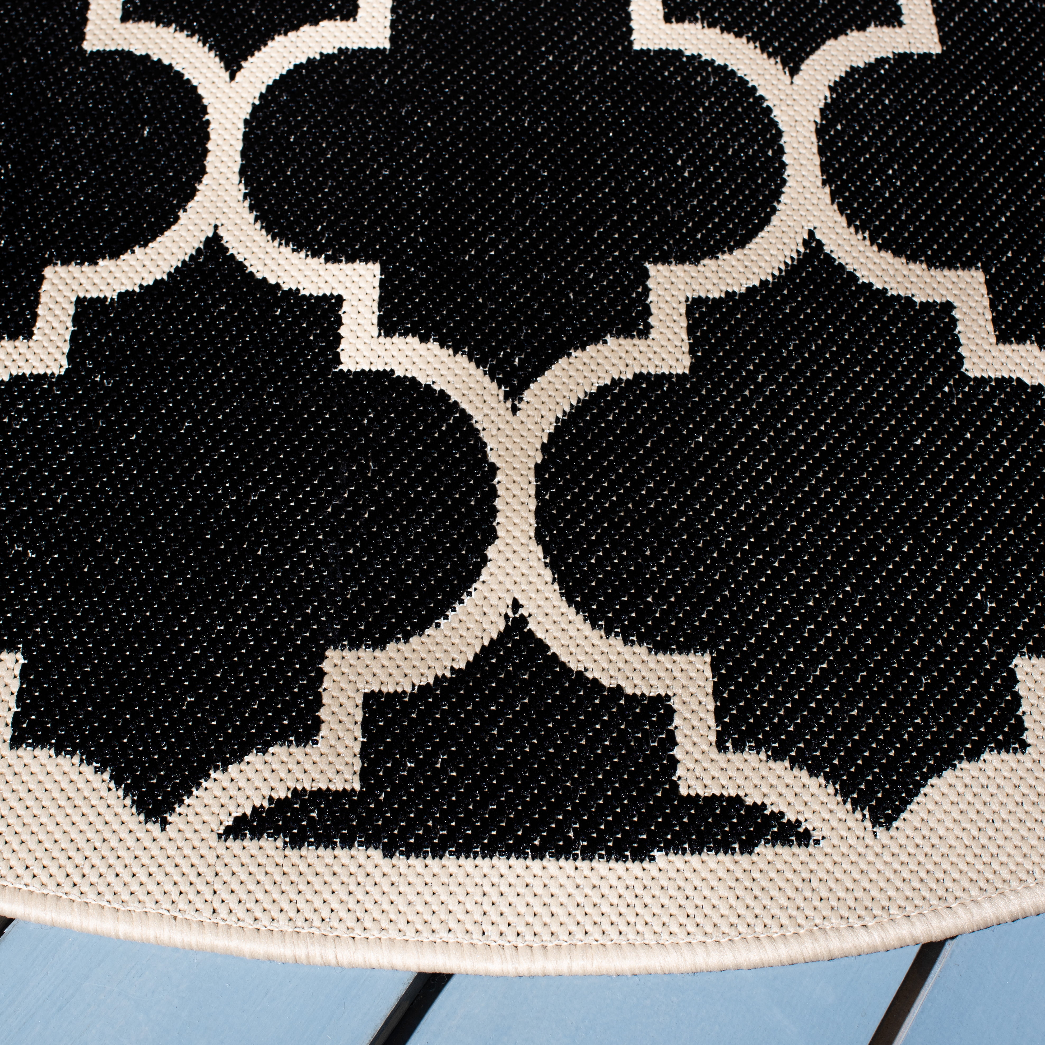 Safavieh Courtyard Alyssa Geometric Indoor/Outdoor Area Rug, Black/Beige, 6'7" x 6'7" Round
