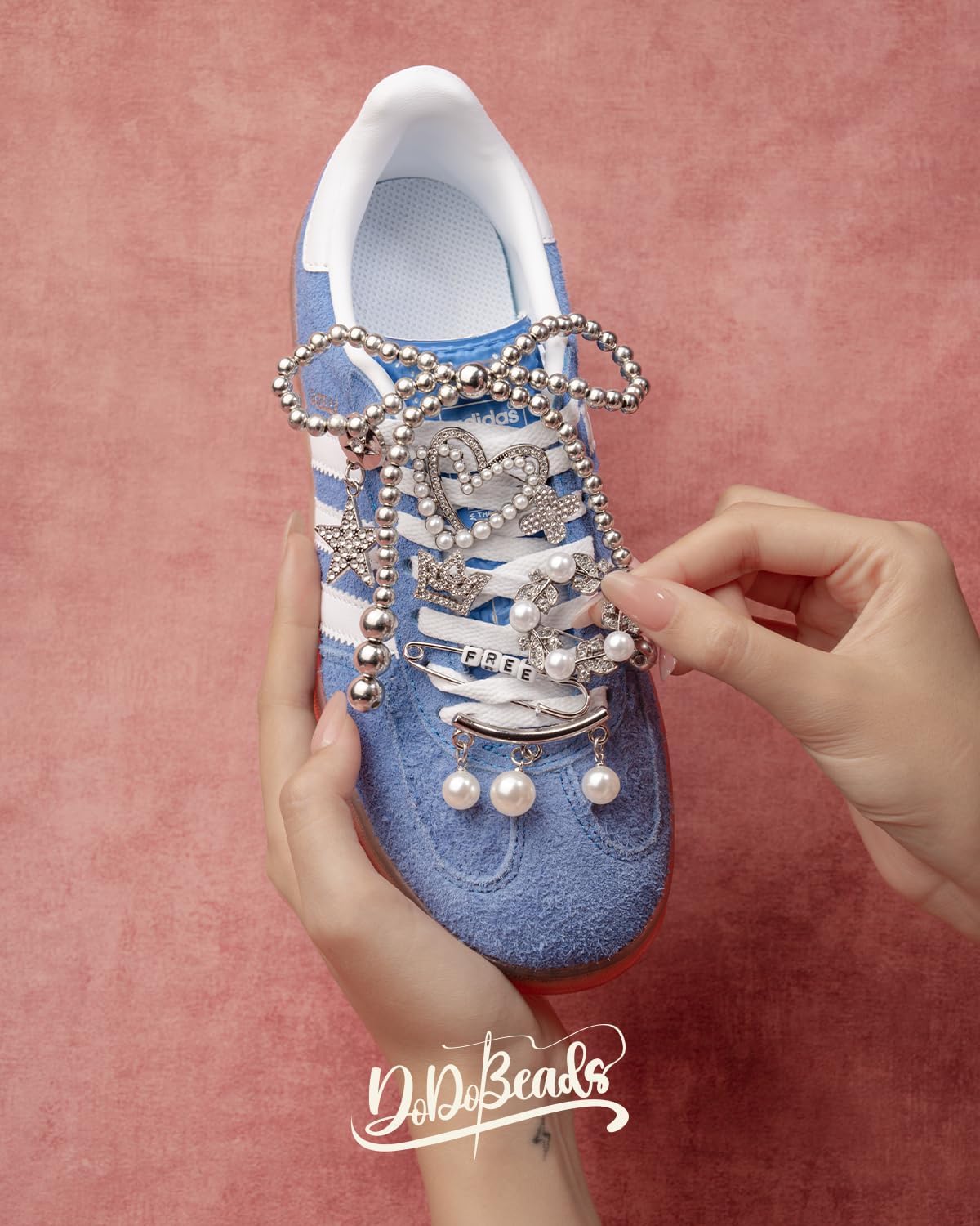 NeoMart -  332 Pcs Junk Socks Charms Kit, Silver Shoe Charms for Sneakers, Pearl and Rhinestone Sock Charm with Safety Pins, DIY Accessories for Decorating and Personalizing Socks
