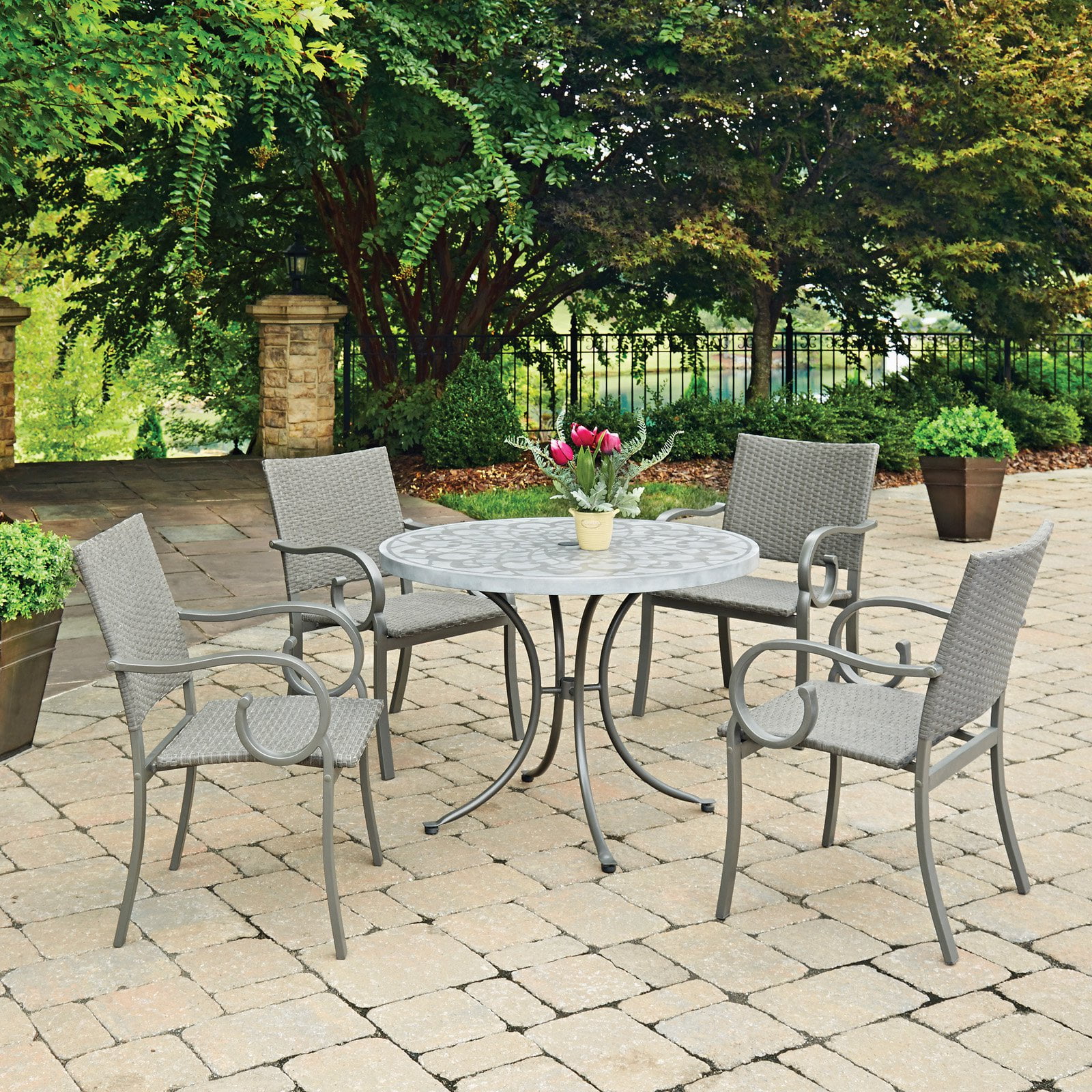 Capri Concrete Stenciled 5 Pc Round Outdoor Table 4 Chairs