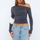 thumbnail image 1 of Top De Manga Larga Camisa básica de mujer Top Color sólido Estilo sexy Hombro inclinado Ropa de calle Traje Kuymtek Gris S para Mujer, 1 of 5