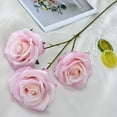 thumbnail image 2 of 1 Pce Rose Simulée à Trois Têtes avec Bords Roses, 1 Pce Rose Artificielle 18” Fleurs Réelles Haute Simulation Anniversaire de Mariage pour Déco Maison Élégante Rouge Classique, 1 Pce Rose Artificielle à Trois Têtes, 2 of 8