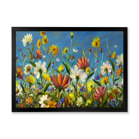 Designart 'Beautiful Field Flowers In Nature' Traditional Framed Art Print