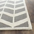 thumbnail image 4 of Safavieh Cambridge Dark Grey Transitional Rug - 4' x 6', 4 of 5