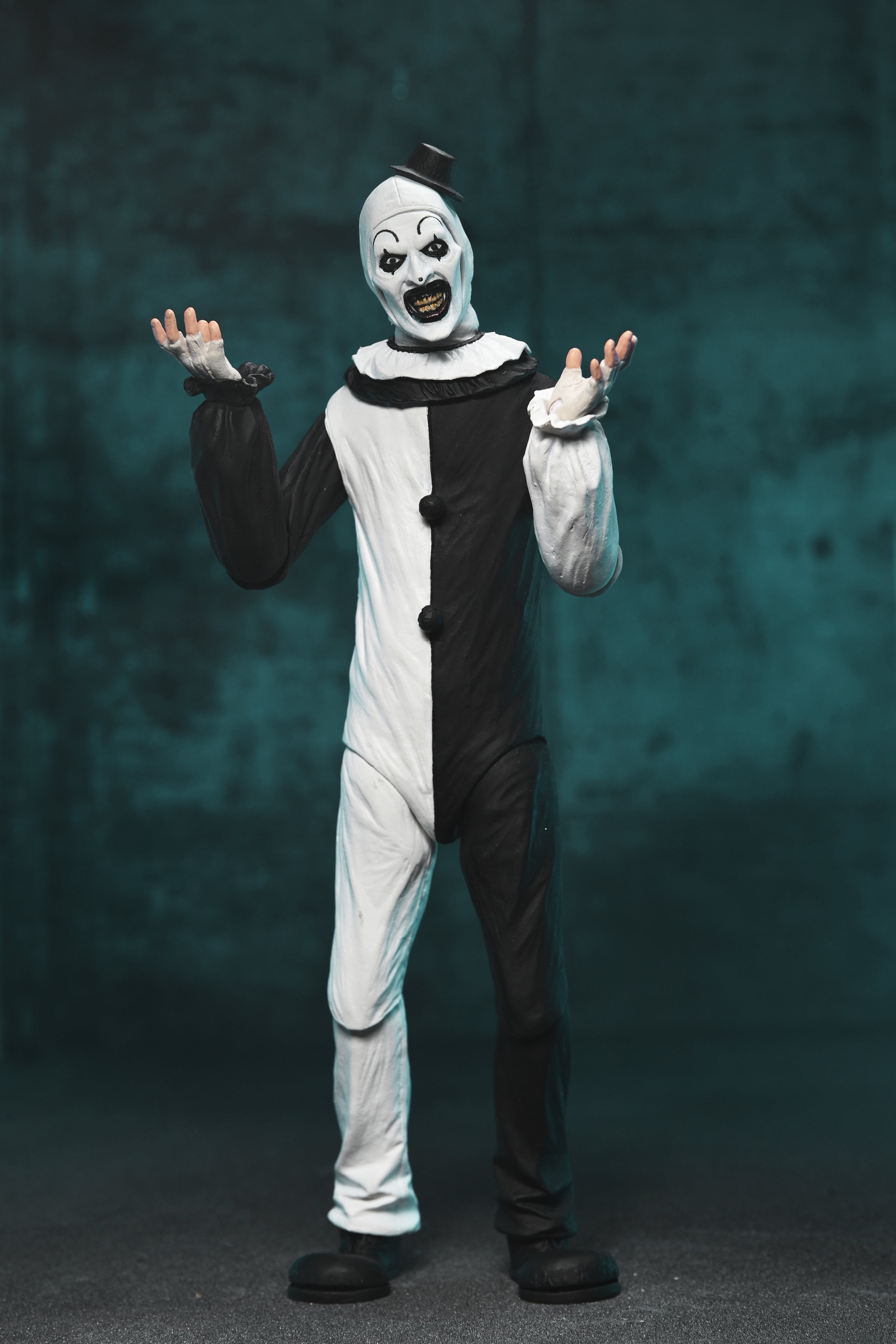 Terrifier - 7" Scale Action Figure - Ultimate Art the Clown