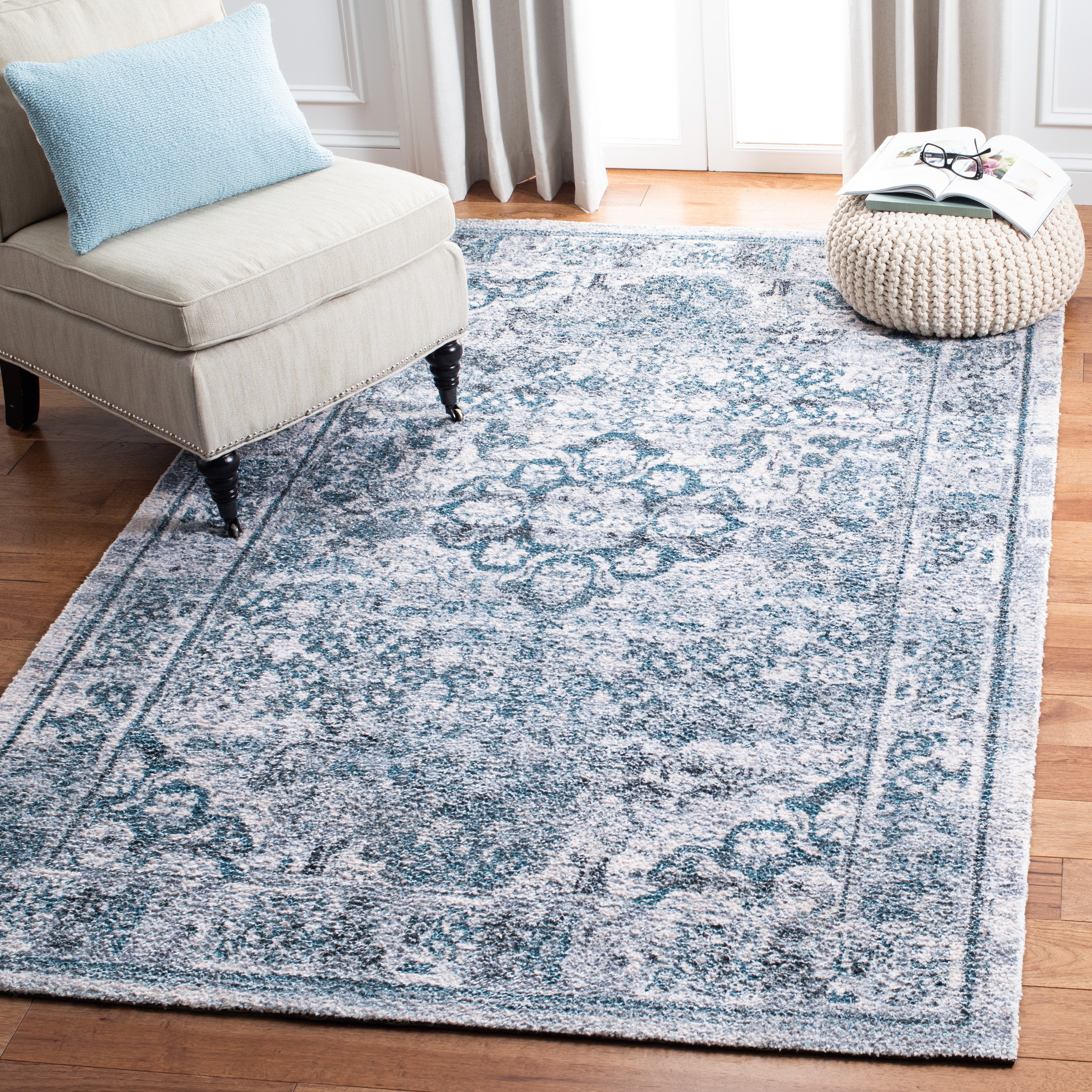SAFAVIEH Classic Vintage Comhgham Medallion Area Rug, Aqua/Blue, 3' x 5'