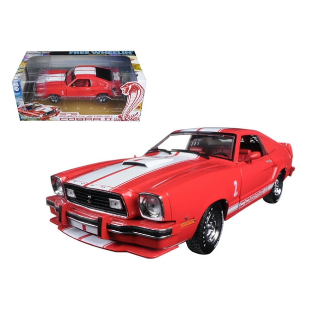 Greenlight 1978 Ford Mustang II Cobra II Free Wheelin' Rouge avec des Rayures Blanches 1/18 Voiture Modèle Moulé sous Pression