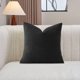 thumbnail image 2 of Funda de cojín decorativa de 45 x 45 cm, de felpa rizada de piel sintética, para sofá, sillón, dormitorio, sala de estar. Suave, cálida y acogedora. Funda de almohada decorativa con cremallera, 2 of 7