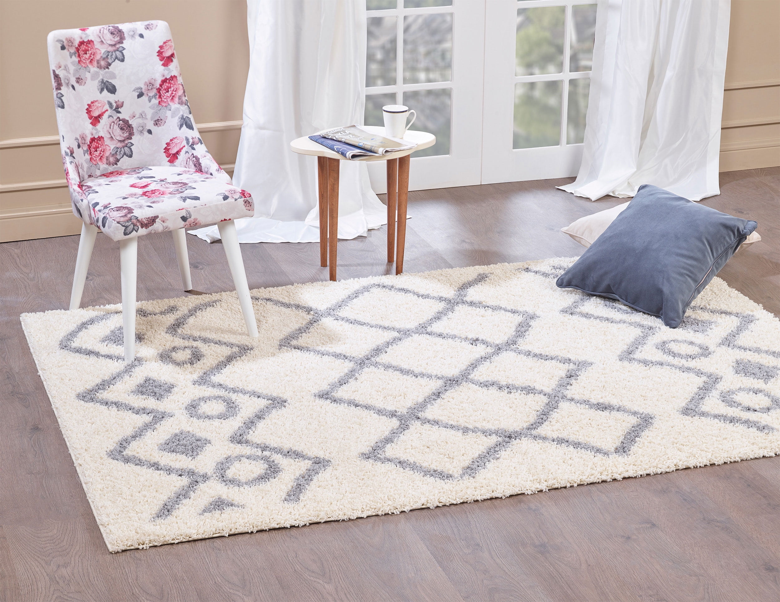 A2Z Rug Modern & Traditional Moroccan 5535 Ivory Shaggy Area Rug