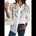 thumbnail image 1 of Blusa Informal con Cuello de Banda, Mangas Abullonadas 3/4 y Bordado Floral con Ojales para Mujer Verde XXL, 1 of 5