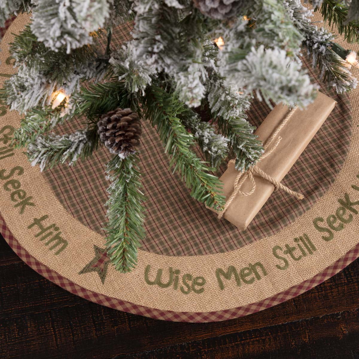 Wise Men Mini Tree Skirt by VHC Brands