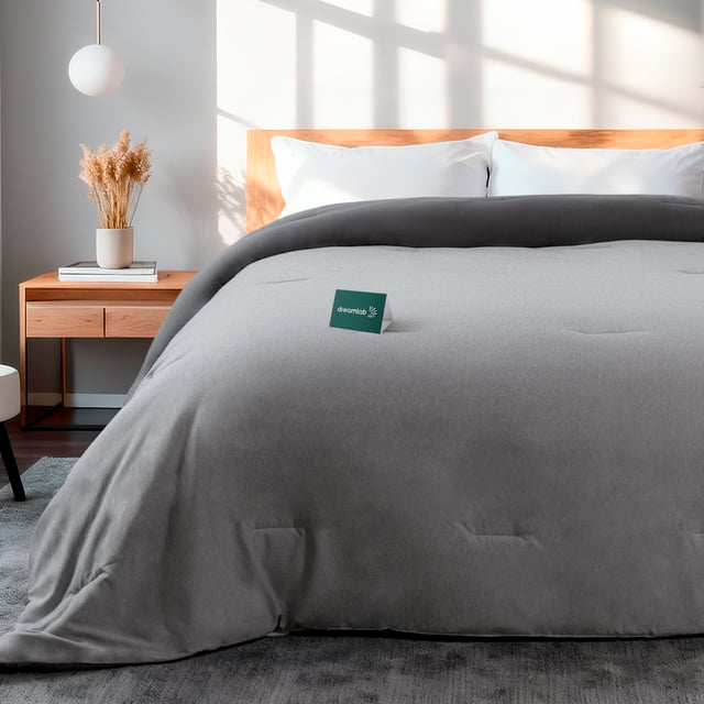Edredón Acolchado Dreamlab para Toda Estación Relleno de Microfibras Recubiertas con Gel Gris Jaspeado Queen 223 x 223cm
