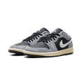 thumbnail image 2 of Jordan MENS Air Jordan 1 Low SE "Light Smoke Grey" HQ2010 012 HQ2010 012 from Stadium Goods, 2 of 8