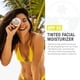 thumbnail image 2 of Crema facial con color Raw Elements ultrahidratante SPF30 50 ml, 2 of 8