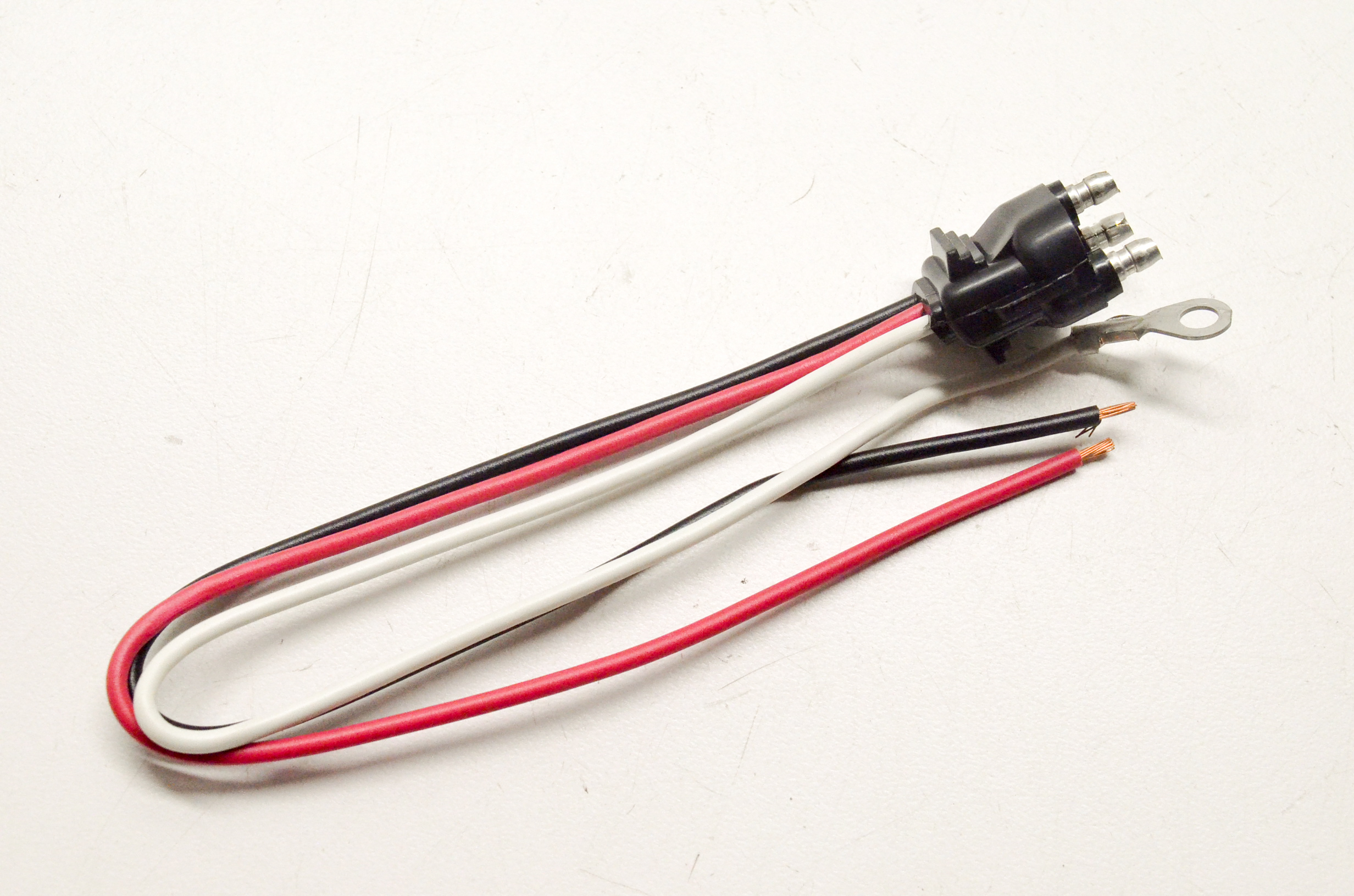 Napa 94926 Pigtail Plug NOS