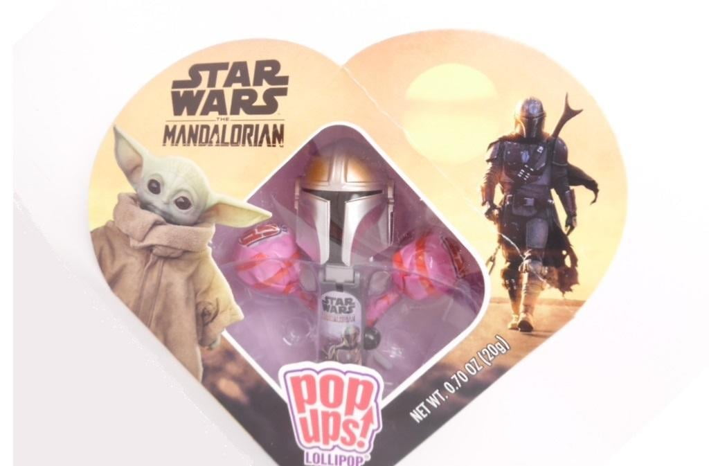 Star Wars Pop Ups Lollipop The Mandalorian Valentines Day Heart Shaped Candy Set