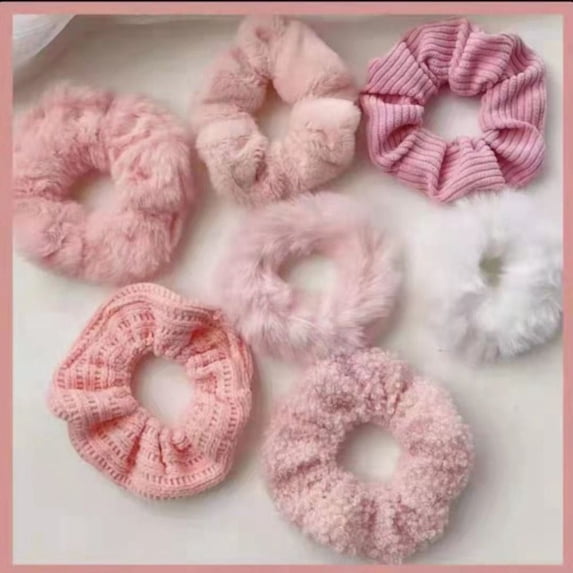 7pcs Fashion Hair Bobbles Hair Accessories Women and Girls Fur Hair Scrunchies Pom Pom Hair Tie Elastic Hair Bands Ponytail Holders PINK