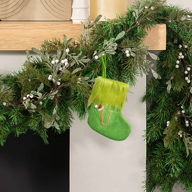 Adornos navideños, adornos navideños, regalos navideños, decoración navideña, calcetines navideños de punto con letras verdes, colgante para el hogar con nombre DIY, colgante de calcetines de tela tej
