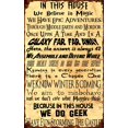 thumbnail image 5 of Póster Licpact In This House We Do Geek Magic Vintage Retro, 5 of 5