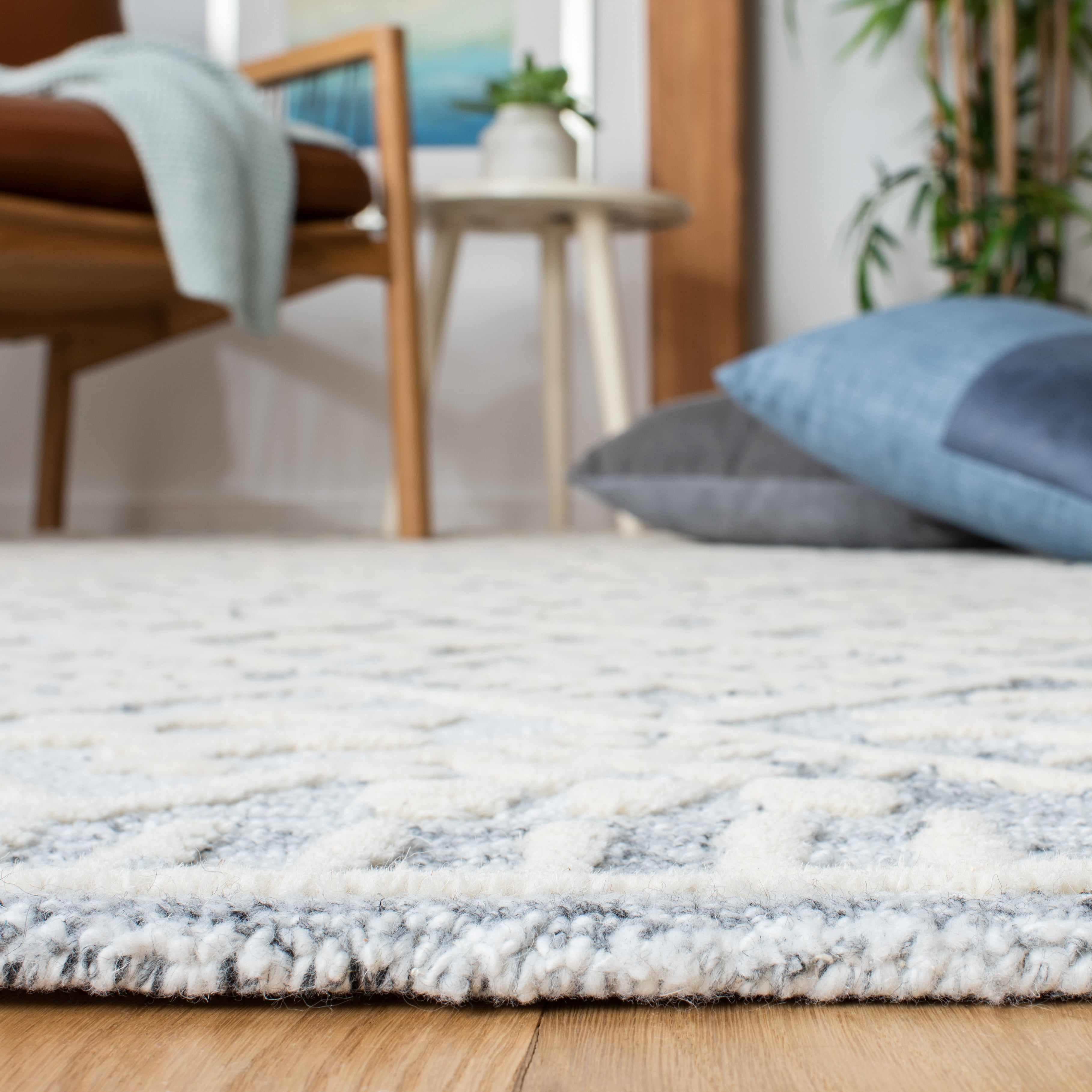 SAFAVIEH Roslyn Desi Geometric Area Rug, Grey/Ivory, 5' x 8'
