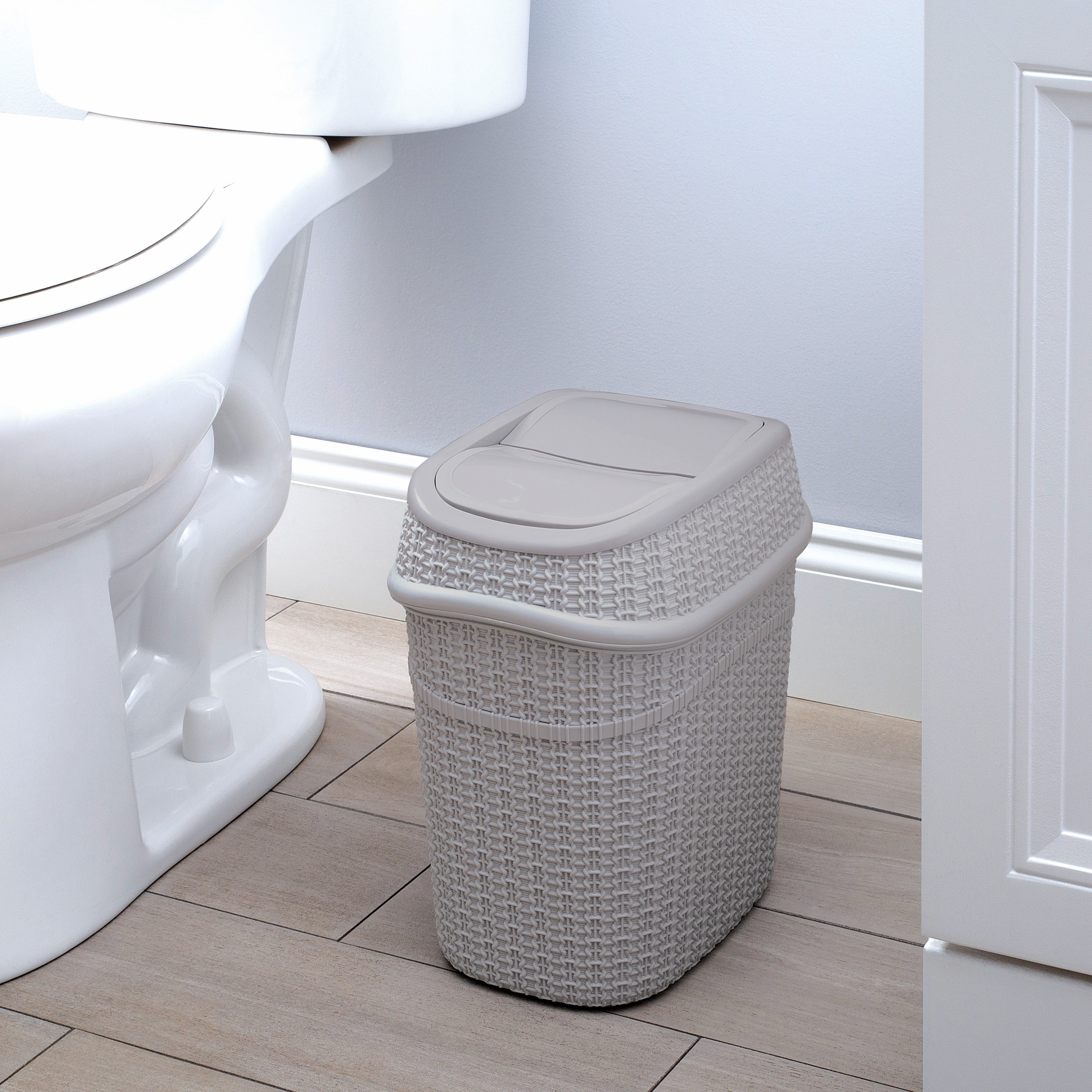 Bath Bliss 2.5 gal Sailor Knot Plastic Swing Top Bathroom Trash Can, Gray