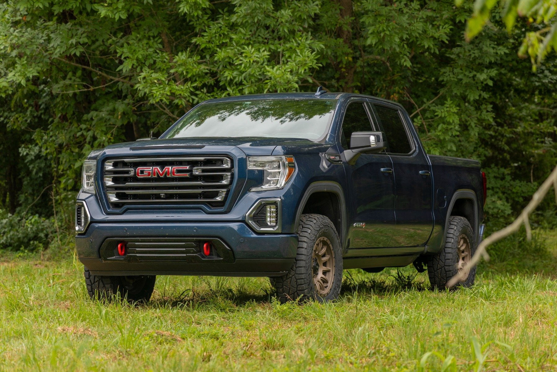Rough Country 3.5" Lift Kit w/N3 Struts for 2019-2024 GMC Sierra 1500 - 28831