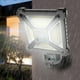 thumbnail image 4 of Luces solares con sensor de movimiento para exteriores | Luz de seguridad de pared con 88 LED y energía solar, resistente al agua IP65 | 3 modos de iluminación con control remoto | Iluminación de baj, 4 of 5