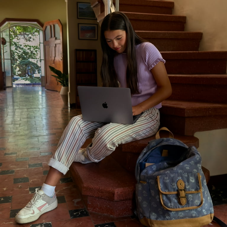 最終値下げ！！Apple MacBook Air M1 256GB ゴールド Apple MacBook Air 13.3 inch M1 Chip, 8GB RAM, 256GB Storage