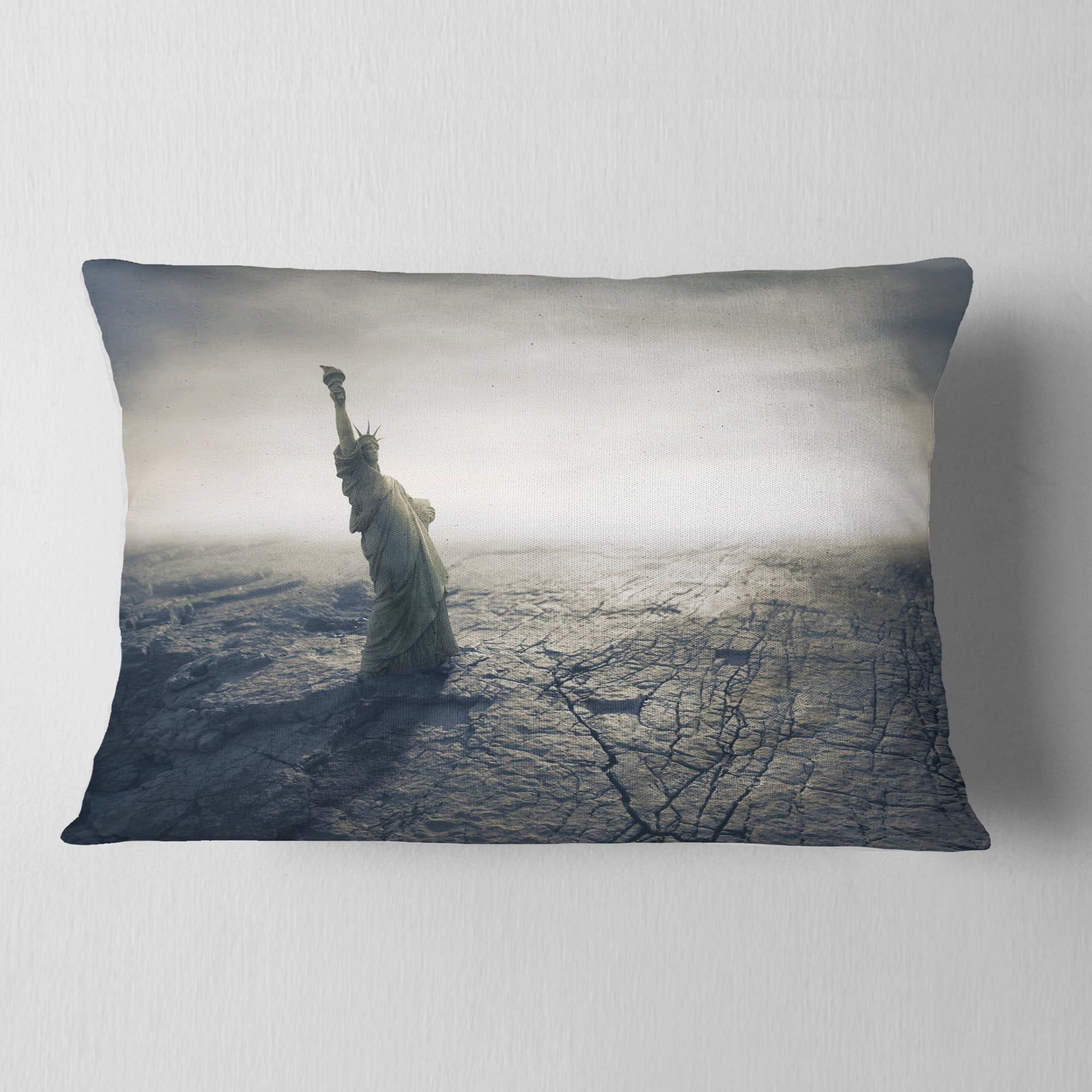 Designart Statue of Liberty in Dried Field - Landscape Photography Throw Pillow - 12x20