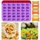 thumbnail image 2 of piezas molde para hornear galletas para perros golosinas para perros molde de silicona tapete para hornear cortador de galletas para perros bandejas de cubitos de hielo para hacer gomitas gelatina, 2 of 7