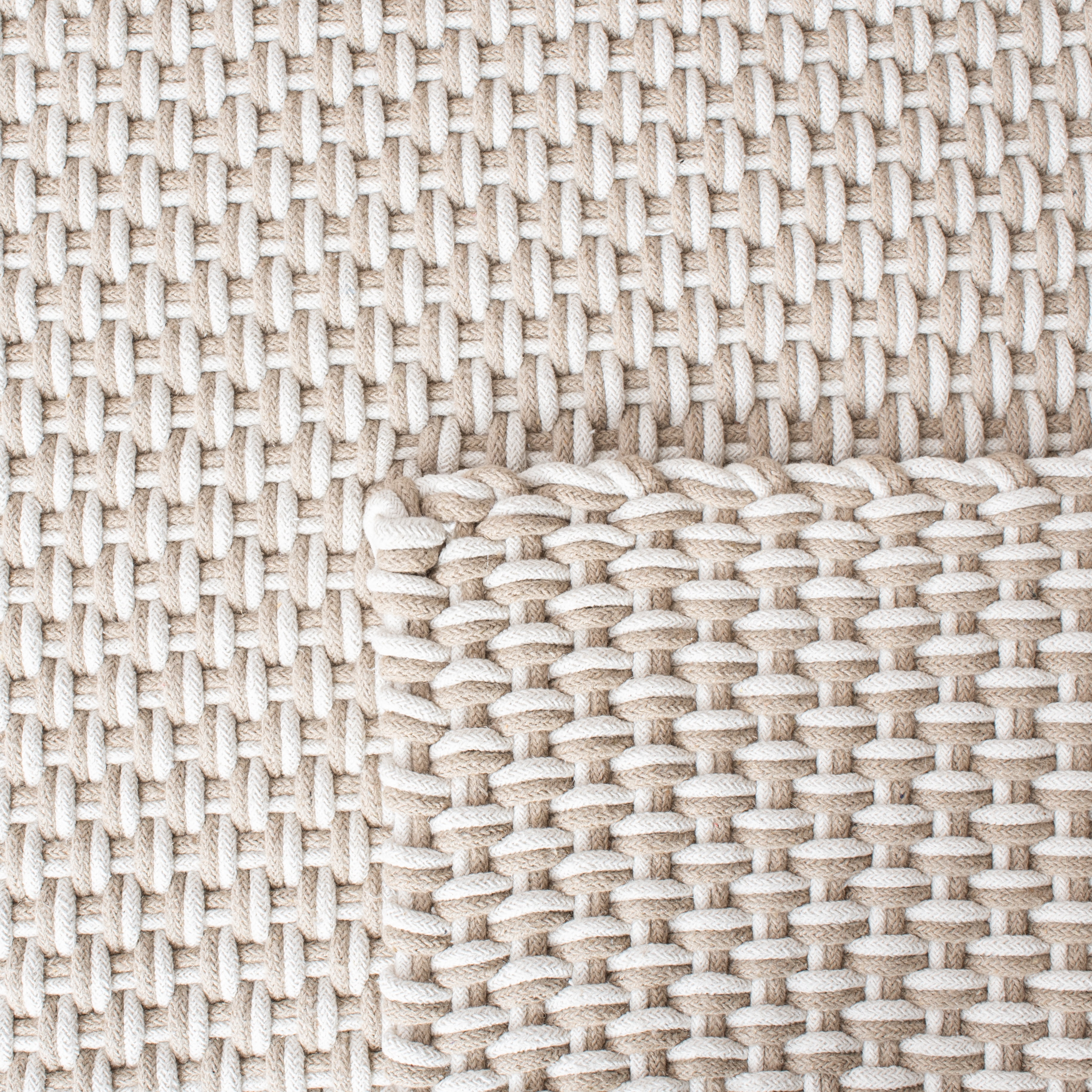 SAFAVIEH Salem Corynn Solid Cotton Area Rug, Beige/Ivory, 5' x 8'