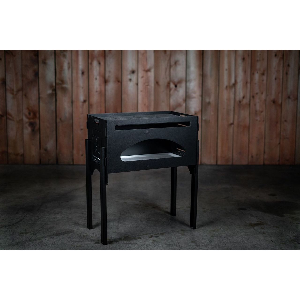 Black Earth Roam Grill