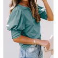 thumbnail image 4 of Camisa de manga de burbuja corta para mujer Cuello redondo Cierre de botón de color puro Puño suelta Camisa de manga de soplo plisada Top para verano Lago Verde XXL, 4 of 5