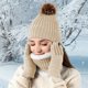 thumbnail image 4 of Conjunto de 3 gorros, bufandas y guantes de invierno para mujer, gorro de cuello largo, bufanda tejida, guantes para pantalla táctil, regalo de Navidad, bufanda acrílica., 4 of 6
