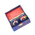 thumbnail image 1 of facefd Entraînement de Baoding dans une Boîte de Baoding 2 Pcs/ensemble Santé Fatigue Rafraîchir l'Esprit Baoding avec Boîte Réduire Boules de Baoding Boîte Rouge Bleu, 1 of 9