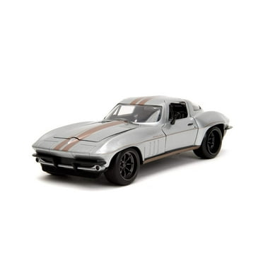 Bigtime Muscle 1966 Corvette Stingray 1:24 Vehicle(Selections May Vary)