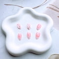 thumbnail image 2 of Uñas postizas adhesivas DAJIJIYOU de 24 piezas con diseño de lazo y punta francesa, 2 of 7