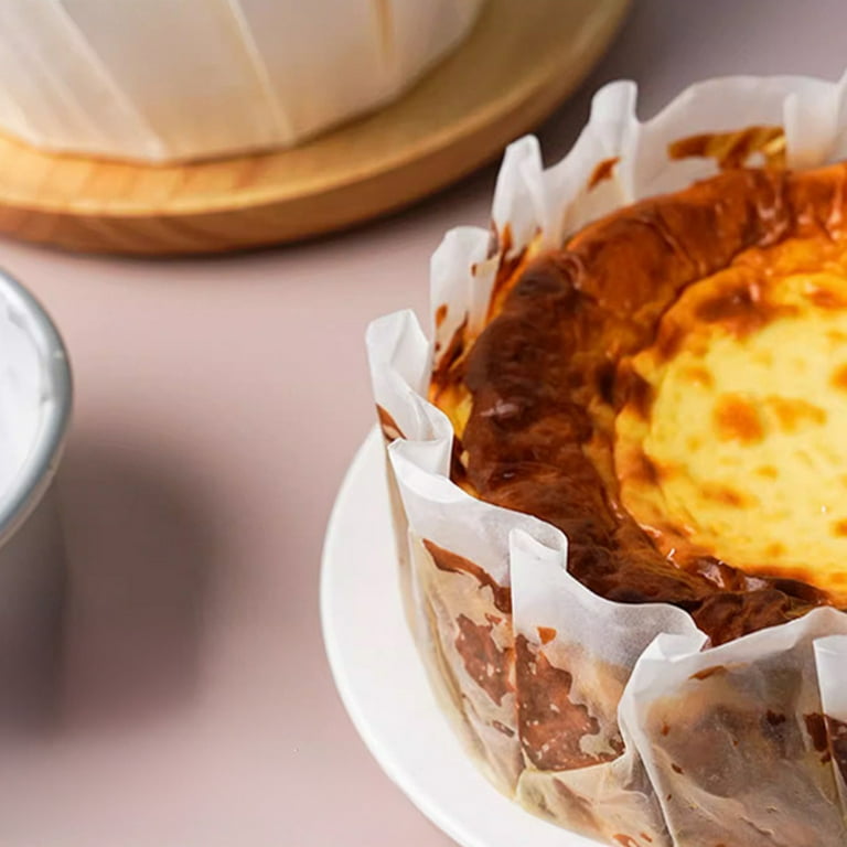 50pcs Disposable Parchment Paper Cake Pan Basques Cupcake Liners