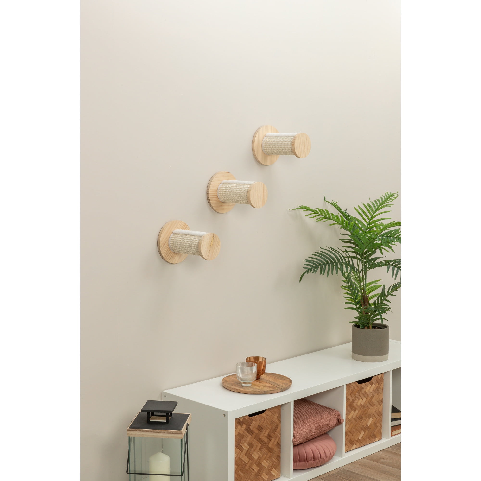 TRIXIE Wall Set 3 Multi-Level Wall Mounted Cat Perch System with 3 Sisal Posts, Natural