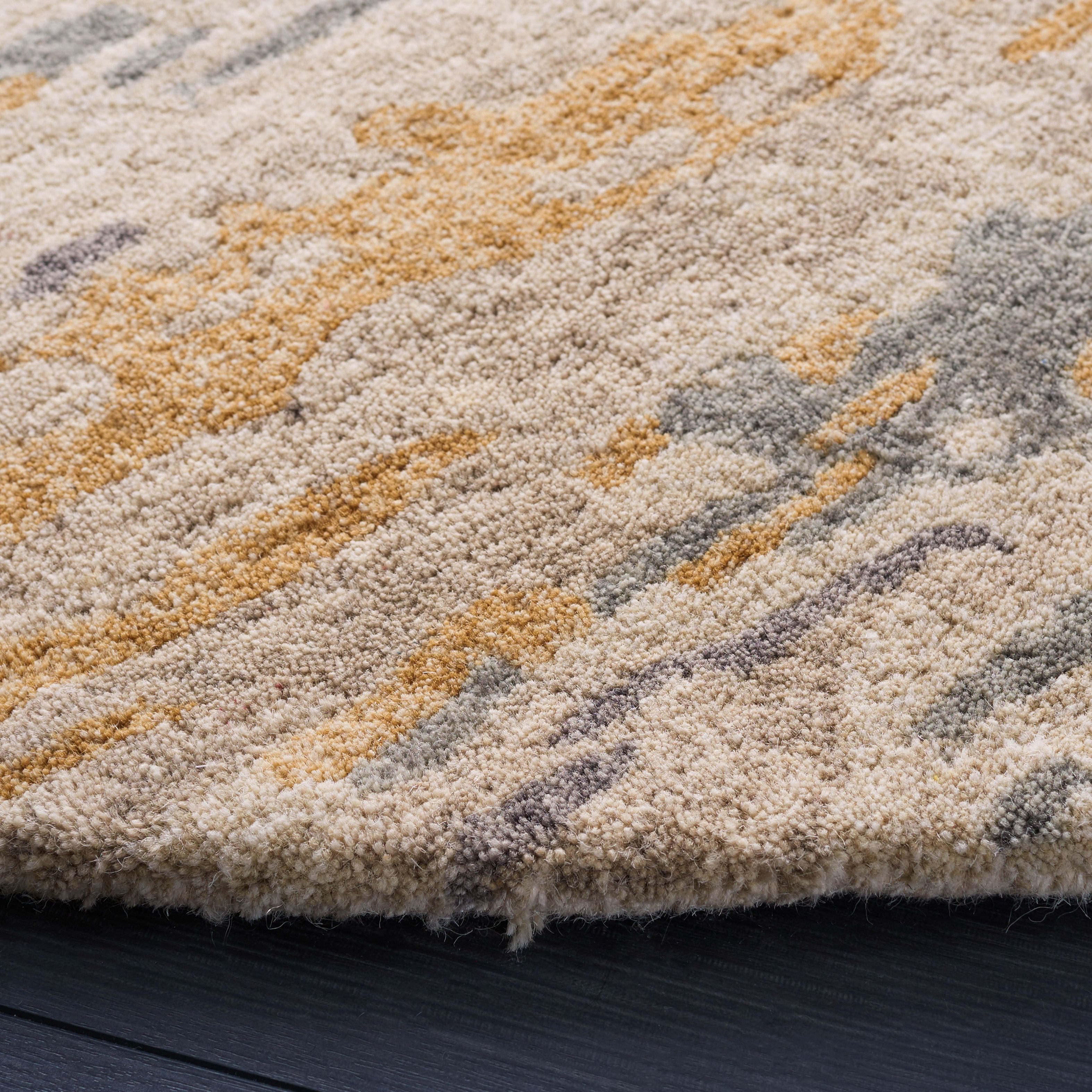 SAFAVIEH Soho Lue Abstract Area Rug, Beige/Grey, 6' x 6' Round
