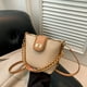 thumbnail image 4 of Bolso pequeño con cadena texturizada para mujer, estilo retro, para ir al trabajo, versión coreana, versátil, para invierno 2025, 4 of 5